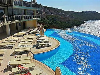 Otel Royal Heights Apartments Boğaziçi