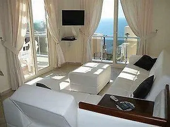 Hotel Royal Heights Apartments Bogazici